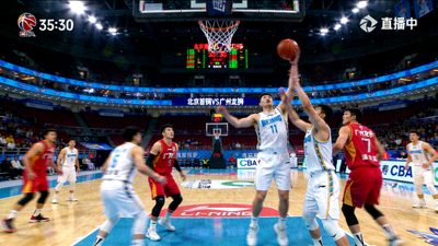 CBA北京首钢对阵广州龙狮比赛直播画面